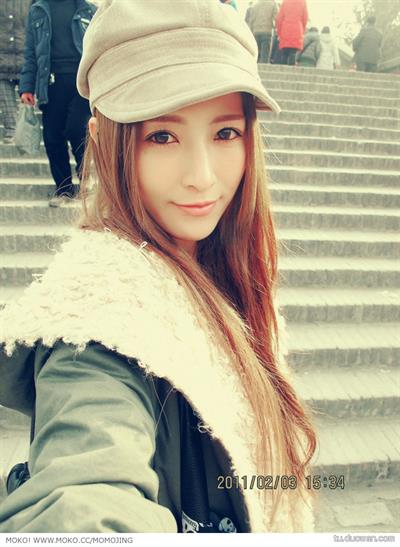 He Jing taking a selfie