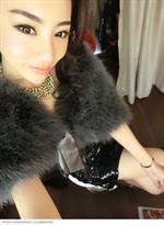 Jin Mei Xin taking a selfie