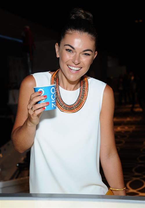 Serinda Swan - Kari Feinstein's MTV Movie Awards Style Lounge - Day 2 on June 1, 2012