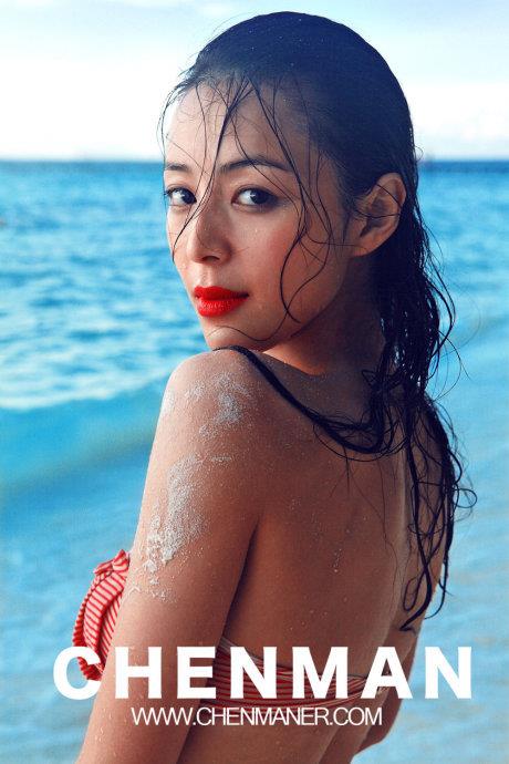 Jingchu Zhang in a bikini