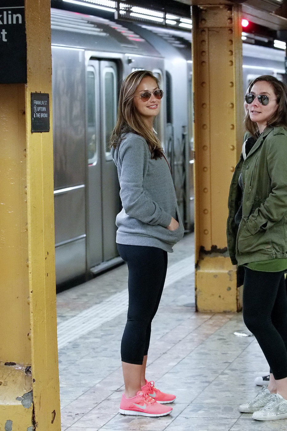 Minka Kelly New York City subway platform 4/5/2012 