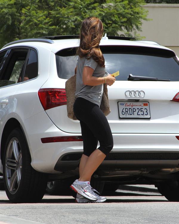 Minka Kelly leaving a hair salon in Los Angeles 13 06 12 