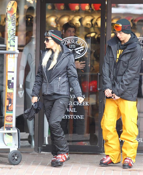 Paris Hilton enjoying a day in the mountains of Aspen December 18, 2012 