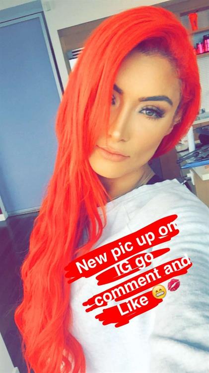Natalie Eva Marie taking a selfie
