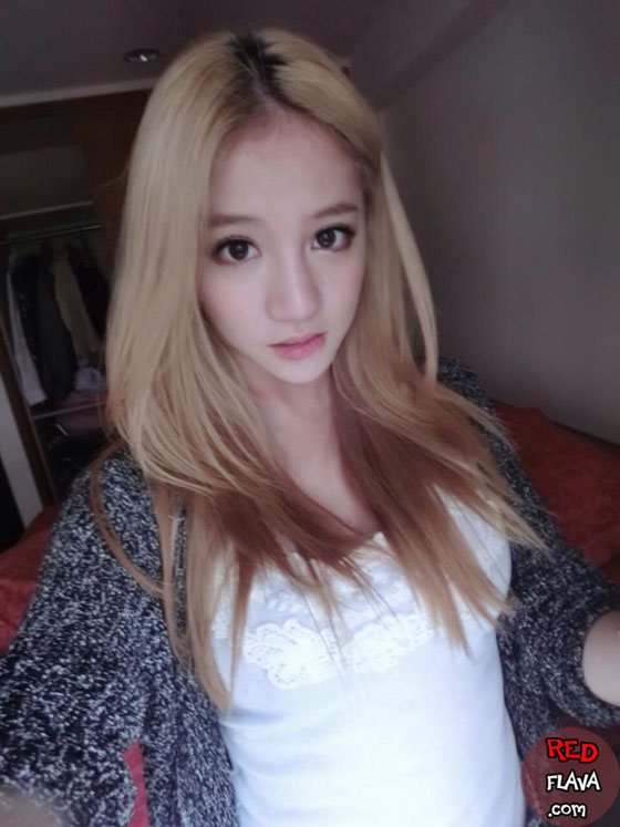 Lin Cai Ti taking a selfie