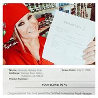 Amanda Michelle Folstad Ptak taking a selfie