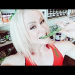 Amanda Michelle Folstad Ptak taking a selfie