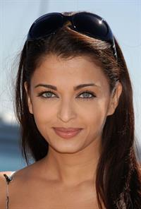 Aishwarya Rai Cannes 'Provoked' Photocall