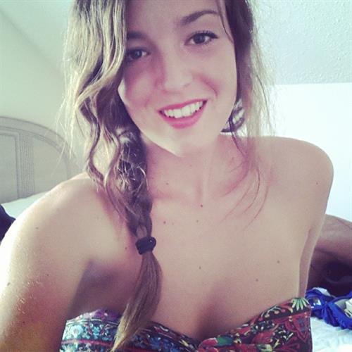 Margaux taking a selfie