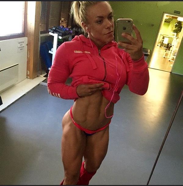 Minna Pajulahti taking a selfie