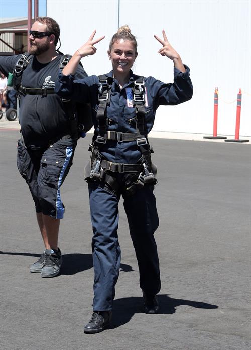 AnnaLynne McCord skydives from 18,000 feet at a charity event, Lompoc August 16, 2014