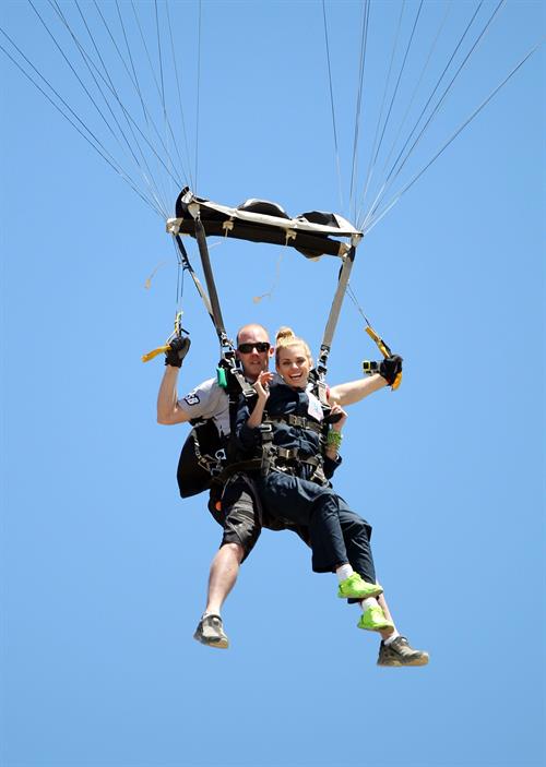 AnnaLynne McCord skydives from 18,000 feet at a charity event, Lompoc August 16, 2014