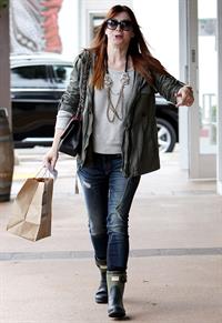 Alyson Hannigan Shopping in Brentwood (November 21, 2013) 