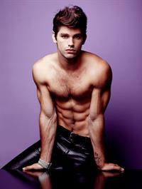 Justin Gaston