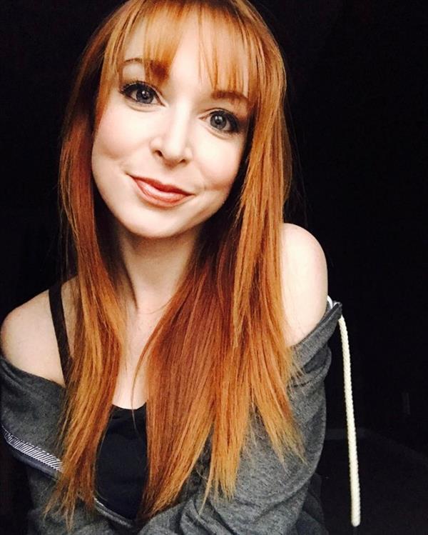 Lisa Foiles