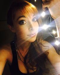 Lisa Foiles taking a selfie