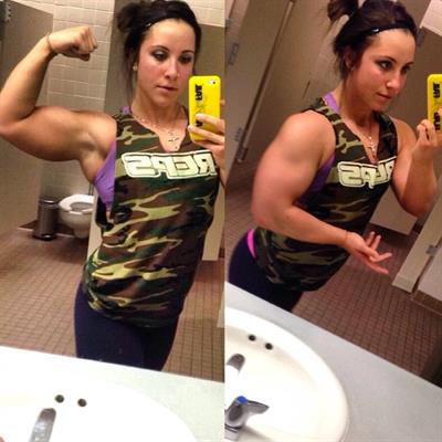 Chloe Sannito taking a selfie