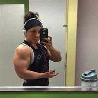 Chloe Sannito taking a selfie