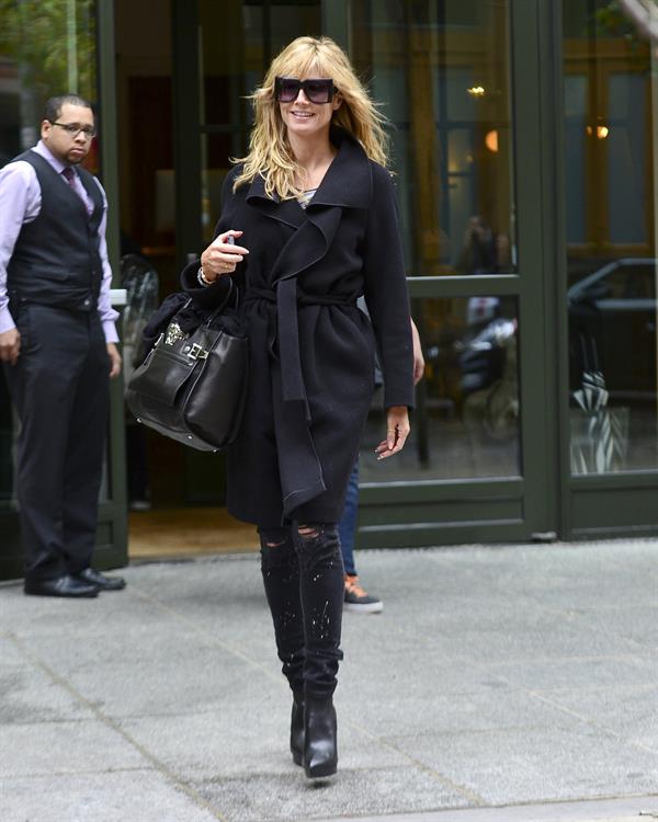 Heidi Klum leaves her hotel in New York City on November 1, 2013