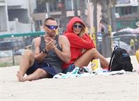 Heidi Klum haning out at the beach in Santa Monica on August 24, 2013