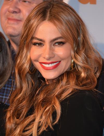 Sofia Vergara “Modern Family” Fan Appreciation Day in Los Angeles, October 28, 2013 