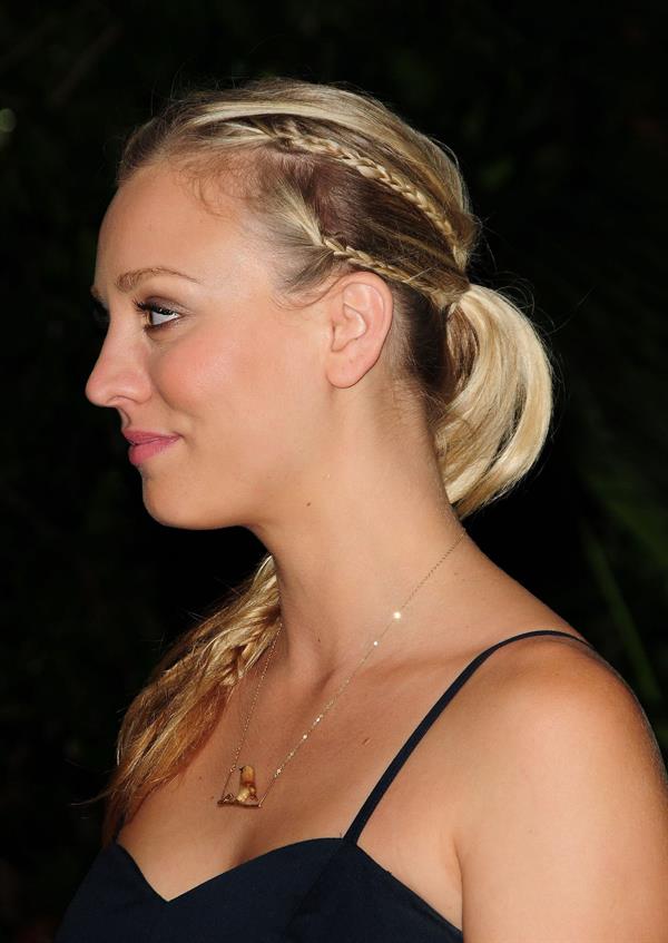 Kaley Cuoco attendsw the Hollywood Foreign Press Association Annual Installation Luncheon on July 28, 2010
