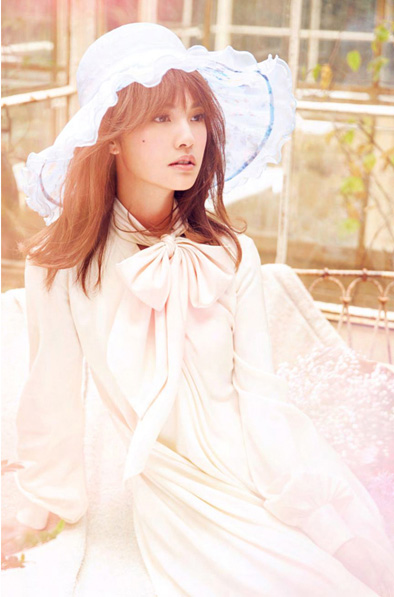 Rainie Yang