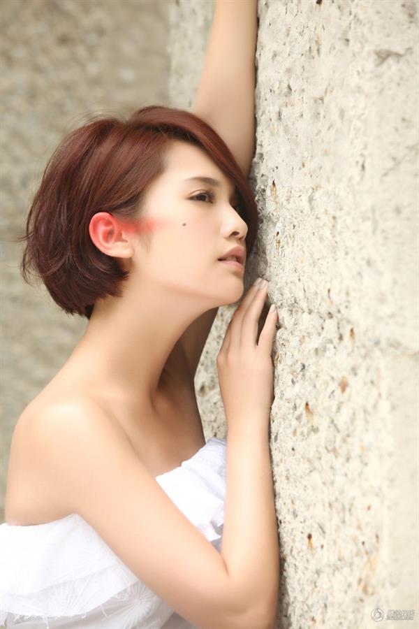 Rainie Yang