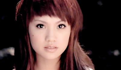 Rainie Yang