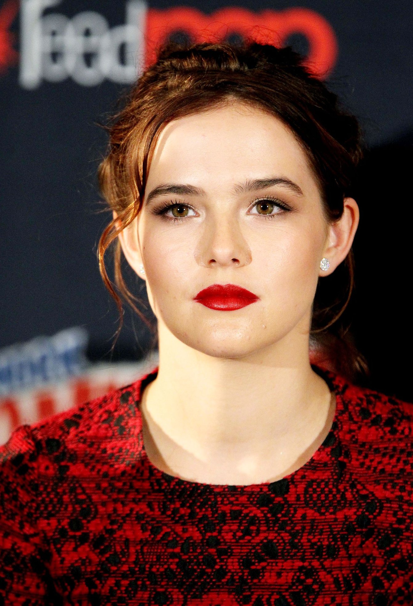 Zoey Deutch – “Vampire Academy” Panel NYCC 10/11/13  