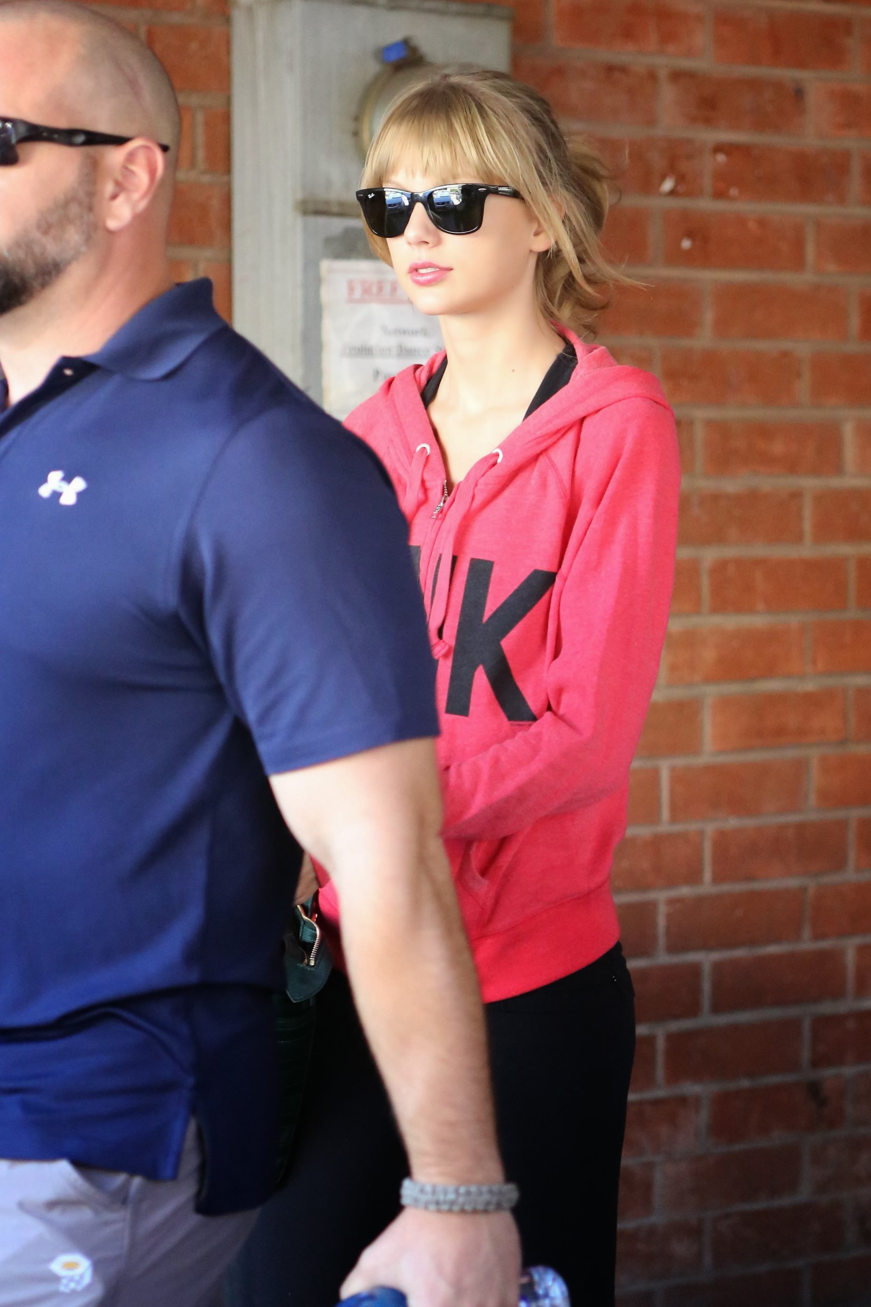 Taylor Swift in Burbank on September 28, 2013