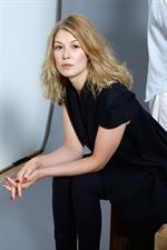 Rosamund Pike Rosamund Pike Pics 