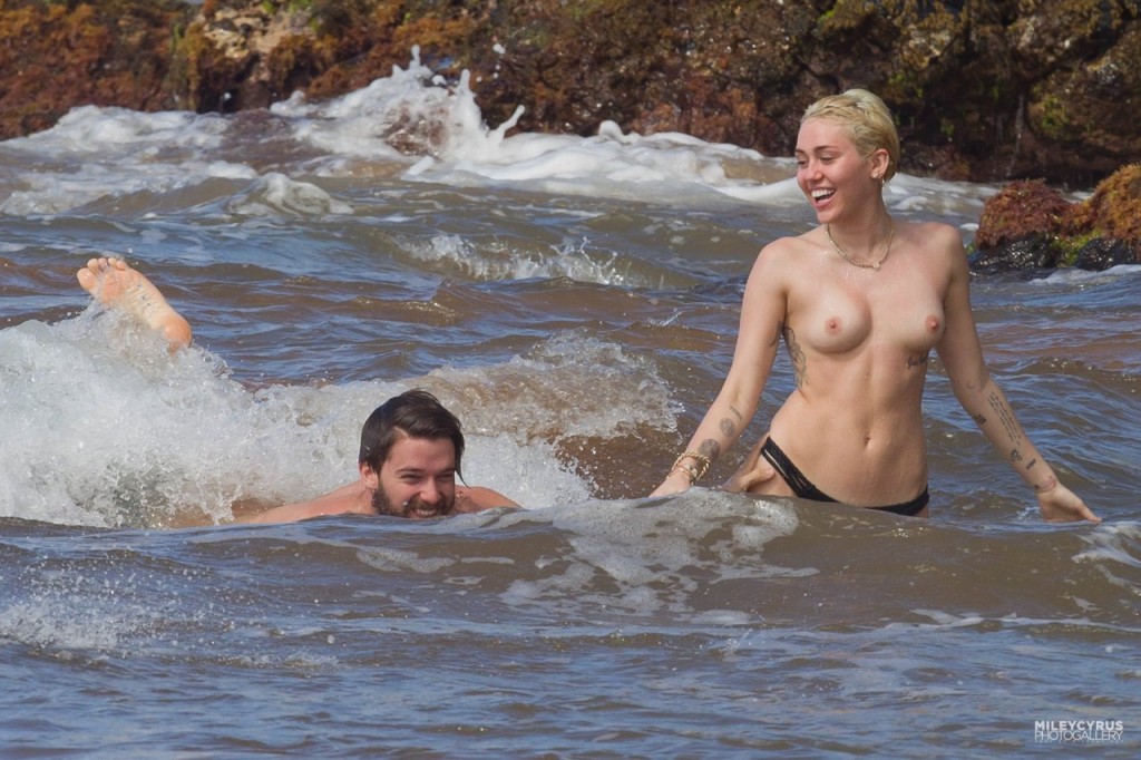 Miley Cyrus Topless In Maui