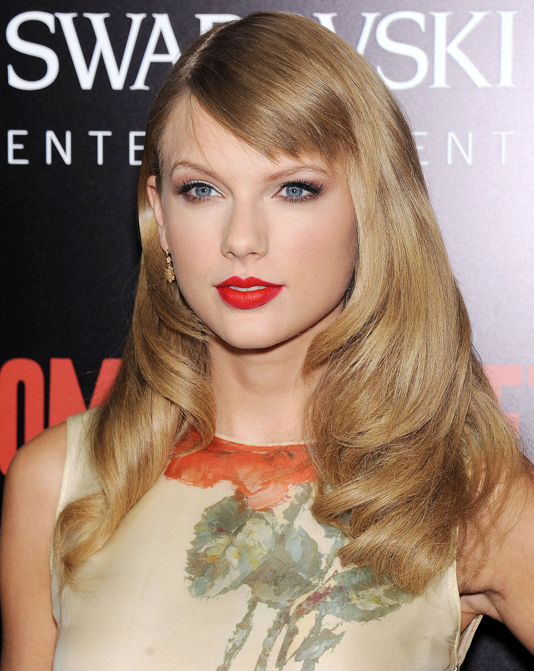 Taylor Swift -  Romeo & Juliet  LA Premiere 9/24/13  