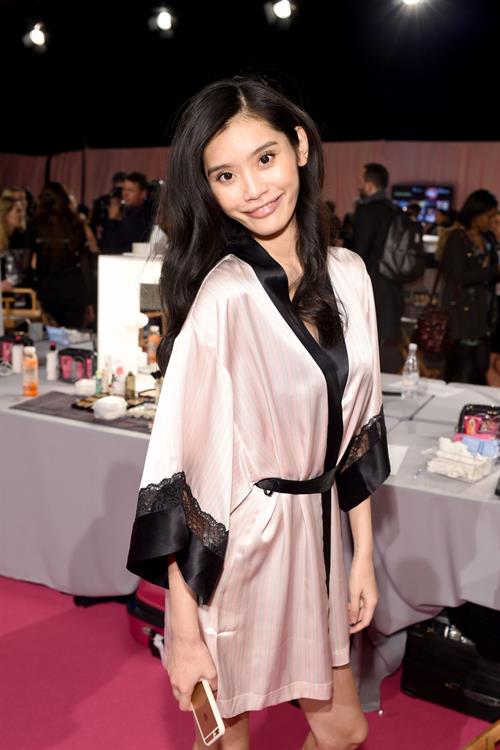 Ming Xi