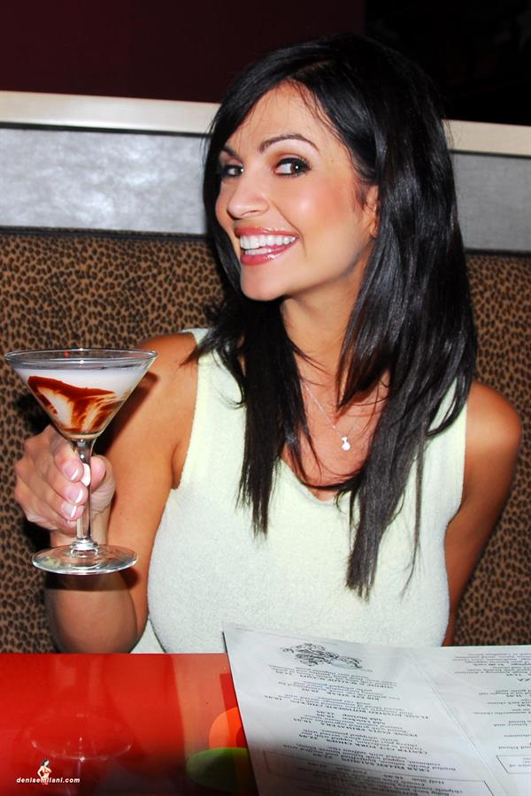 Denise Milani Snapshots - Chicago