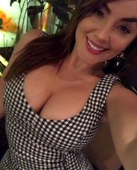 Daly Marithe Selfie Pictures Daly Marithe taking a selfie