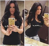 Amanda Latona Kuclo Selfie Pictures Amanda Latona Kuclo taking a selfie