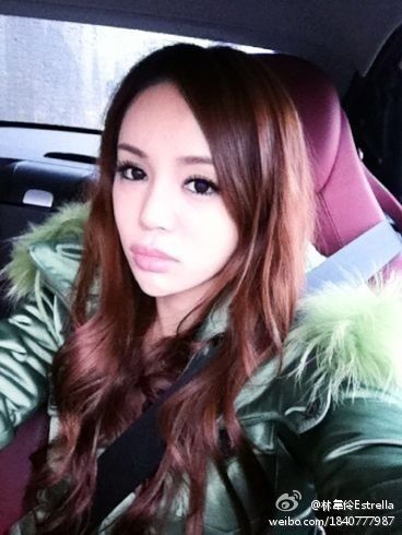 Estrella Lin taking a selfie