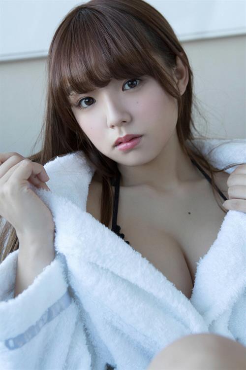 Ai Shinozaki
