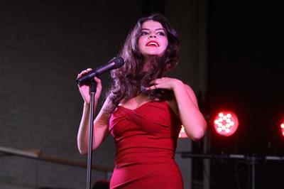 Nikki Yanofsky