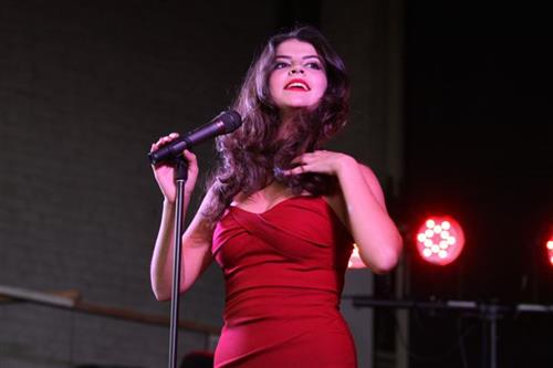 Nikki Yanofsky