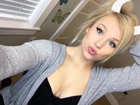 Sonya taking a selfie