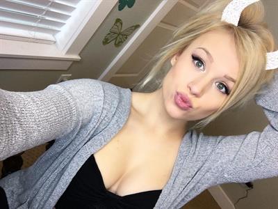 Sonya taking a selfie