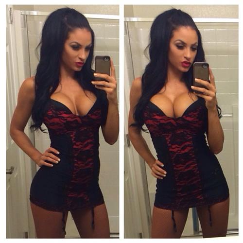 Abbie Burrows taking a selfie