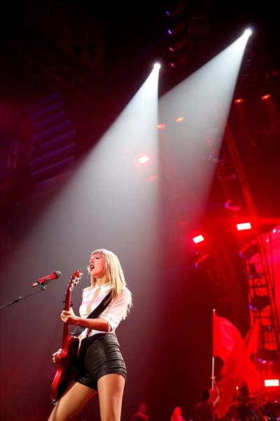Taylor Swift performed during her 'Red' World Tour in Oklahoma - August 7, 2013 
