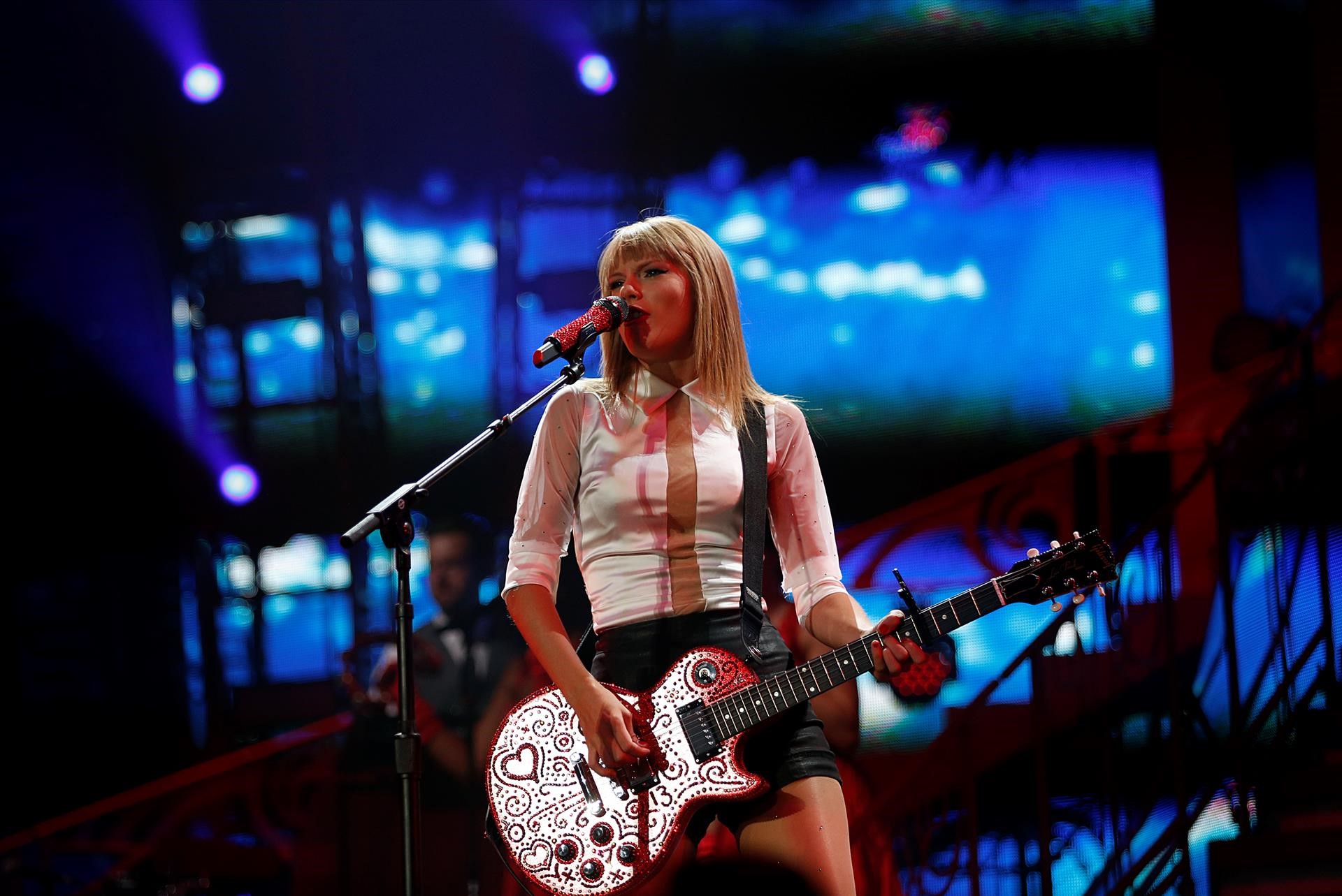 Taylor Swift performed during her 'Red' World Tour in Oklahoma - August 7, 2013 