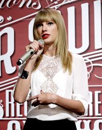 Taylor Swift 'Red' Tour Press Event in LA 8/20/13  