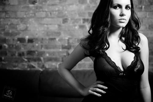 Sabine Jemeljanova in lingerie