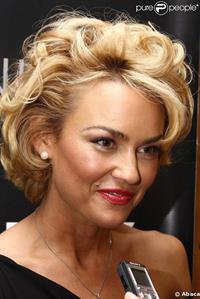 Kelly Carlson